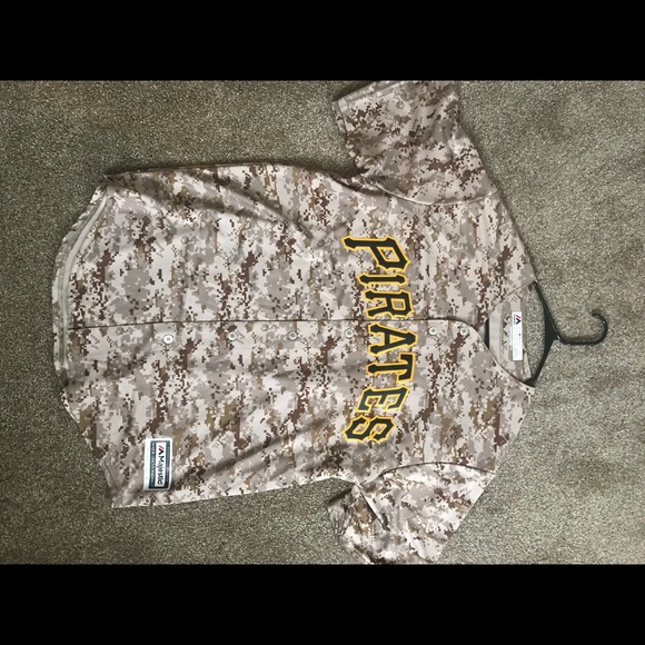 pittsburgh pirates camo shirt